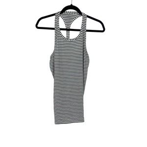 Athleta tank top size medium white blue/gray striped workout running fitnes gym